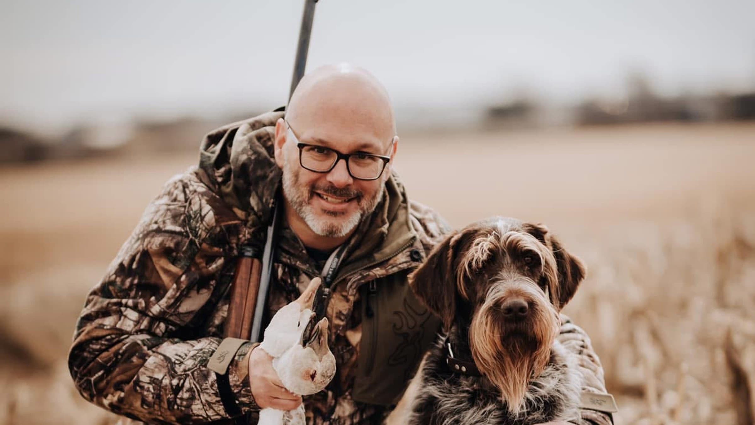 François Séguin with his Wirehaired Pointing Griffon goose hunting